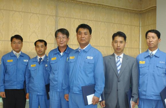 8월 8일 운영회의 석상에서 상반기 3010 활동 우수자 및 우수 그룹 포상을 실시하였다.